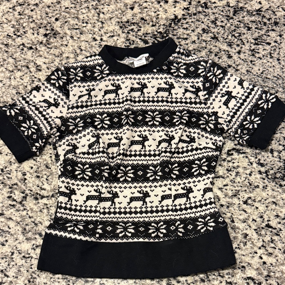 Unique Vintage Black and White Patterned Sweater